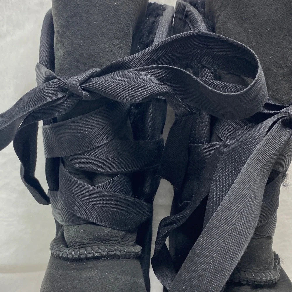 UGG Australia Black‎ Suede Sheepskin Boots Sherpa Lace Up Women Size 7